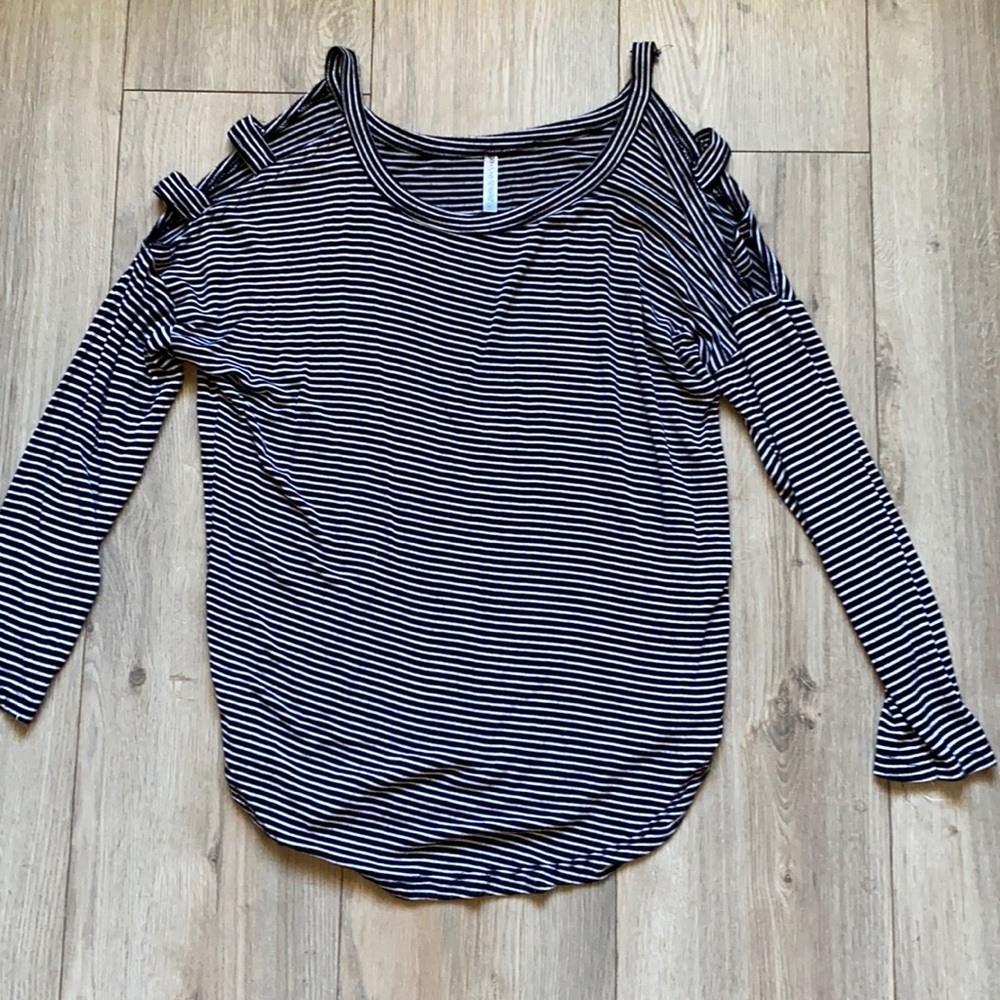 Long sleeve striped shirt